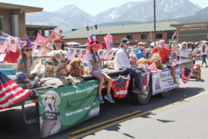 mammoth lakes parade